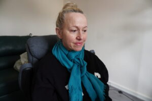 Client wearing Olivia scarf - Bermuda